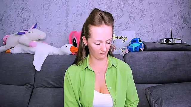 Snapshot of DreameSoul chatting on September 23, 2025, 12:12 pm DreameSoul online show from September 23, 2025, 12:12 pm