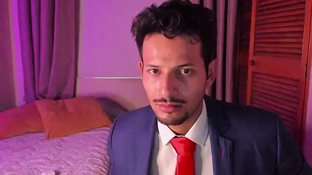 Nicholasrodrii online show from February 20, 2026, 9:50 pm