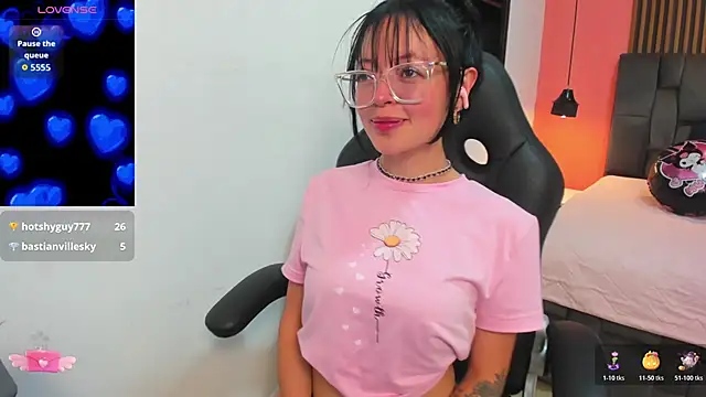 Snapshot of elisa_collins chatting on November 30, 2025, 3:35 pm elisa collins online show from November 30, 2025, 3:35 pm