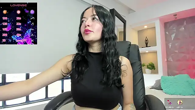 Snapshot of elisa_collins chatting on February 12, 2025, 5:58 pm elisa collins online show from February 12, 2025, 5:58 pm