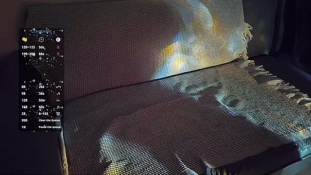 Snapshot of FEIYU001 chatting on February 22, 2025, 2:19 pm FEIYU001 online show from February 22, 2025, 2:19 pm