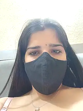 Snapshot of aaliya_bhattt chatting on March 2, 2025, 11:39 pm aaliya bhattt online show from March 2, 2025, 11:39 pm