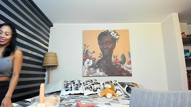 CindyWilliams  online show from December 21, 2025, 3:30 am