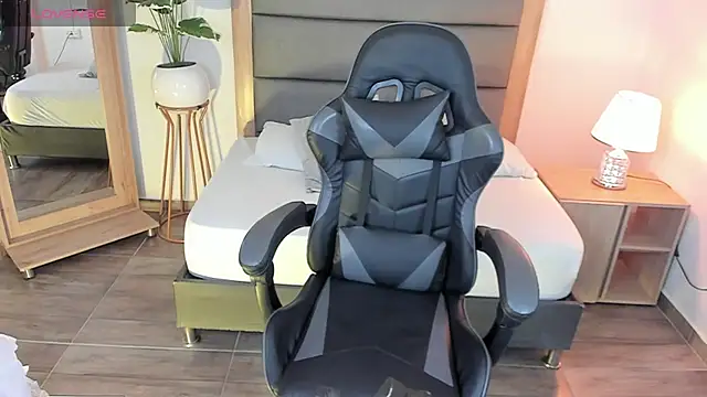 irantzu hank online show from February 13, 2025, 12:32 pm