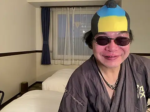 r xyz01 online show from January 11, 2026, 8:10 am