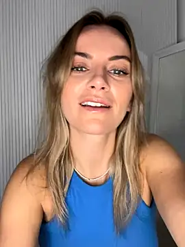 Snapshot of Milla__one chatting on October 21, 2025, 7:41 am Milla  one online show from October 21, 2025, 7:41 am