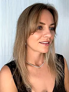 Snapshot of Milla__one chatting on September 18, 2025, 8:06 am Milla  one online show from September 18, 2025, 8:06 am