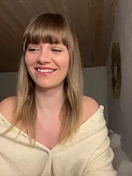 Snapshot of Milla__one chatting on February 11, 2025, 8:26 am Milla  one online show from February 11, 2025, 8:26 am