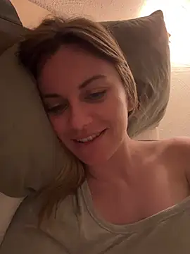 Snapshot of Milla__one chatting on March 14, 2025, 5:24 pm Milla  one online show from March 14, 2025, 5:24 pm