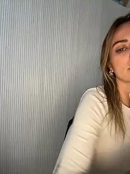 Snapshot of Milla__one chatting on November 2, 2025, 9:58 am Milla  one online show from November 2, 2025, 9:58 am