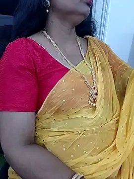 Snapshot of Deepthi_Mysore chatting on March 18, 2025, 5:45 am Deepthi Mysore online show from March 18, 2025, 5:45 am