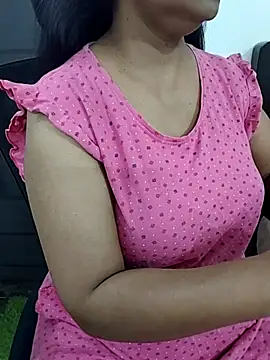 Snapshot of Deepthi_Mysore chatting on March 4, 2025, 7:32 pm Deepthi Mysore online show from March 4, 2025, 7:32 pm