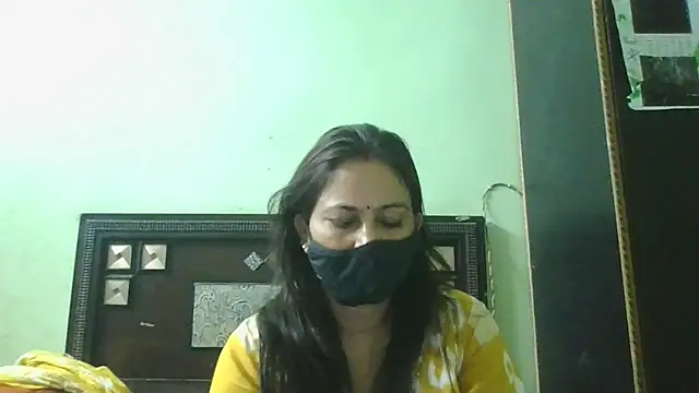 couplesuni online show from March 1, 2026, 9:42 am