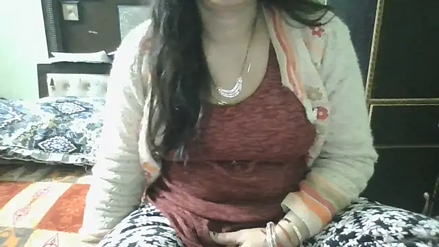 couplesuni online show from February 2, 2026, 3:38 am