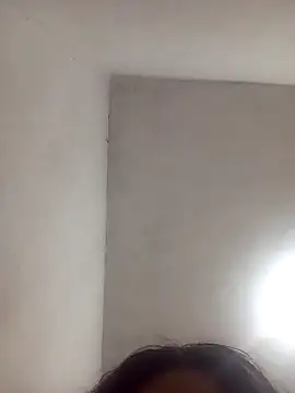 ambarlennoix online show from November 15, 2025, 8:07 am