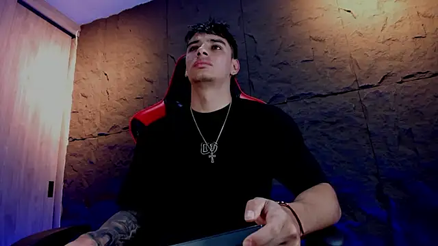 Snapshot of joseph_boy chatting on November 6, 2025, 11:36 am joseph boy online show from November 6, 2025, 11:36 am