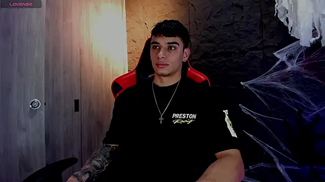 Snapshot of joseph_boy chatting on October 24, 2025, 11:53 am joseph boy online show from October 24, 2025, 11:53 am