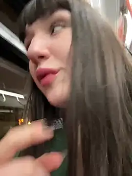 Sophie Avory online show from March 11, 2025, 5:02 pm