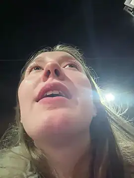 Sophie Avory online show from March 5, 2025, 5:29 pm