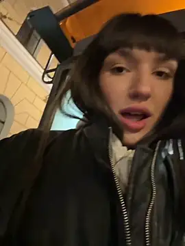 Sophie Avory online show from October 15, 2025, 6:16 pm