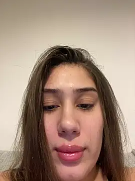 Snapshot of Vivian_Jafer chatting on December 11, 2024, 9:12 pm Vivian Jafer online show from December 11, 2024, 9:12 pm