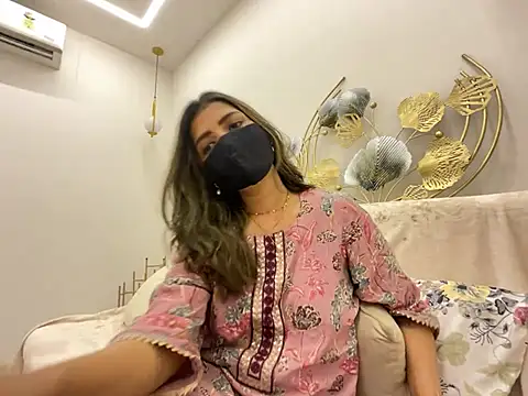 MaYaa  11 online show from March 13, 2026, 7:13 am