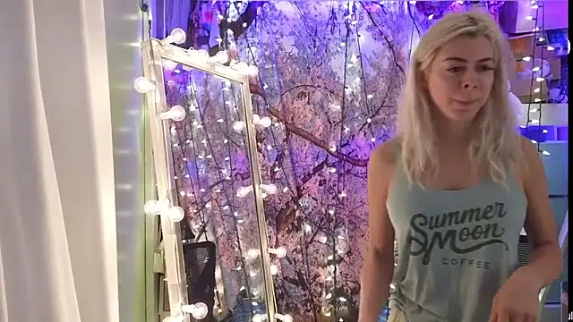 cunty tranny lydia online show from May 12, 2026, 8:00 am