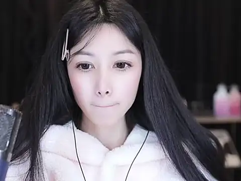 Nuyoah-77 online show from January 16, 2026, 3:05 pm