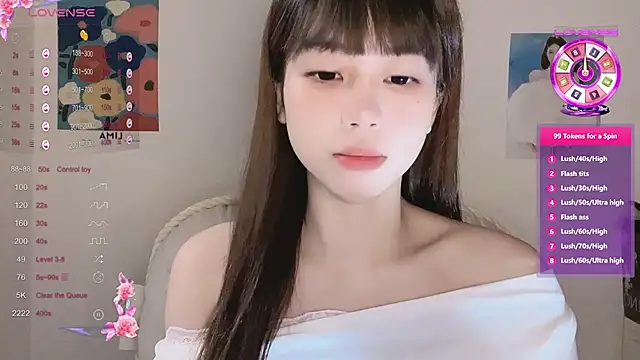 Snapshot of -Hottie chatting on November 3, 2025, 3:59 pm -Hottie online show from November 3, 2025, 3:59 pm