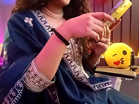 GoldnessAishu online show from January 29, 2025, 8:25 pm