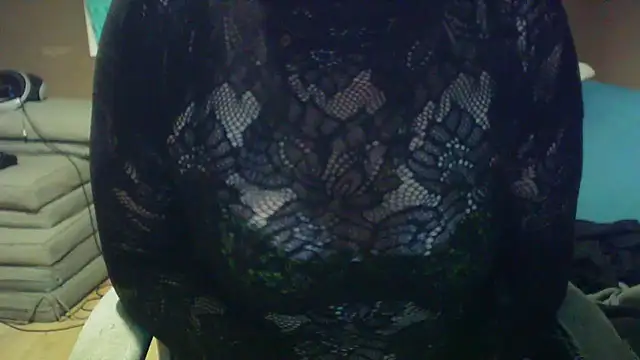 Snapshot of Raptor82 chatting on October 21, 2025, 7:46 pm Raptor82 online show from October 21, 2025, 7:46 pm