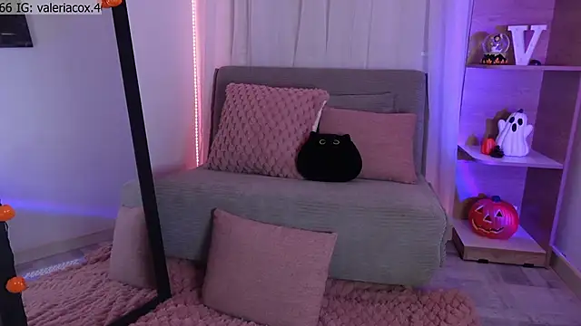 ValeriaCox online show from October 12, 2025, 12:39 pm