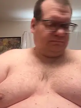 treatbobnicer online show from November 28, 2025, 3:45 pm