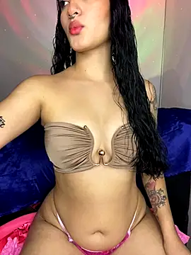 Snapshot of charlotte_9999 chatting on October 22, 2025, 7:02 pm charlotte 9999 online show from October 22, 2025, 7:02 pm