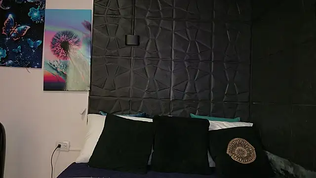 Snapshot of graceymilf666 chatting on October 29, 2025, 11:53 am graceymilf666 online show from October 29, 2025, 11:53 am