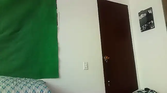 Snapshot of Scarlett_Knox_69 chatting on December 15, 2024, 4:04 pm Scarlett Knox 69 online show from December 15, 2024, 4:04 pm