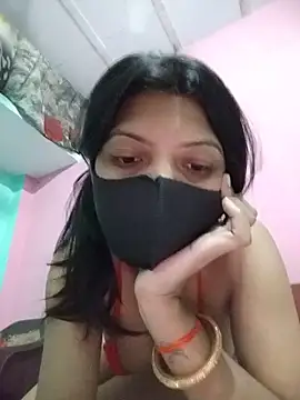 Snapshot of Hotty-Divya chatting on May 19, 2026, 2:29 am Hotty-Divya online show from May 19, 2026, 2:29 am