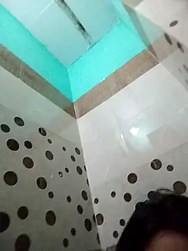 Hotty-Divya online show from November 5, 2025, 1:14 pm