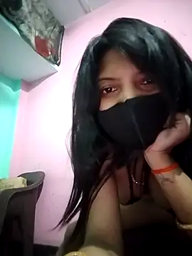 Snapshot of Hotty-Divya chatting on May 6, 2026, 3:16 pm Hotty-Divya online show from May 6, 2026, 3:16 pm