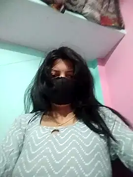 Snapshot of Hotty-Divya chatting on April 23, 2026, 7:37 am Hotty-Divya online show from April 23, 2026, 7:37 am