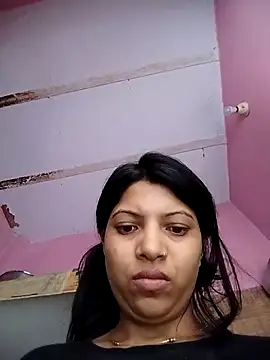 Snapshot of Hotty-Divya chatting on May 8, 2026, 2:48 am Hotty-Divya online show from May 8, 2026, 2:48 am