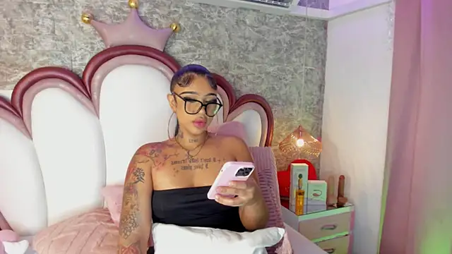 Mia Jansen online show from March 4, 2026, 1:30 pm