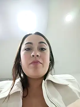 Snapshot of Lesly_10- chatting on November 20, 2025, 6:30 pm Lesly 10- online show from November 20, 2025, 6:30 pm