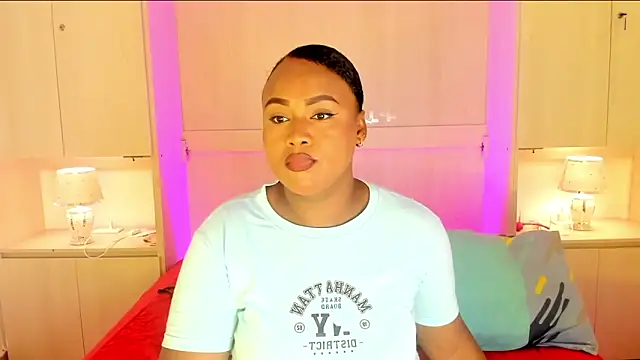 EmilyyStuart online show from February 11, 2026, 7:36 pm