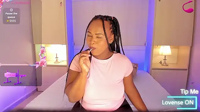 EmilyyStuart online show from January 16, 2026, 3:54 am