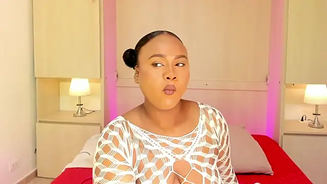 EmilyyStuart online show from December 18, 2025, 4:06 am