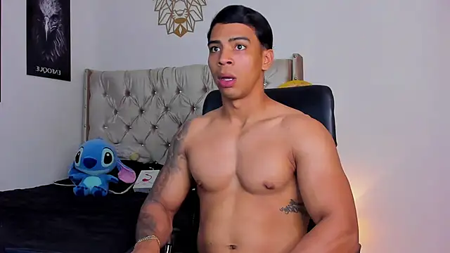 Andrew wolf7 online show from November 8, 2025, 3:48 pm