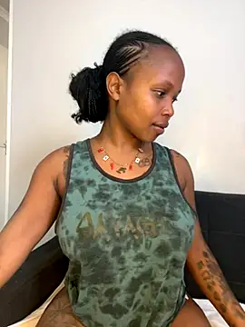 Snapshot of InkLady444 chatting on November 4, 2025, 8:51 am InkLady444 online show from November 4, 2025, 8:51 am