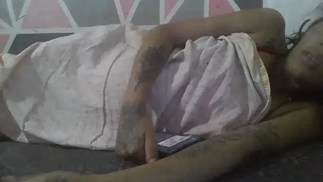 thasmyni online show from April 17, 2026, 8:33 pm