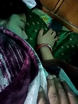 Snapshot of Lustyful_Couple chatting on October 27, 2025, 10:44 pm Lustyful Couple online show from October 27, 2025, 10:44 pm